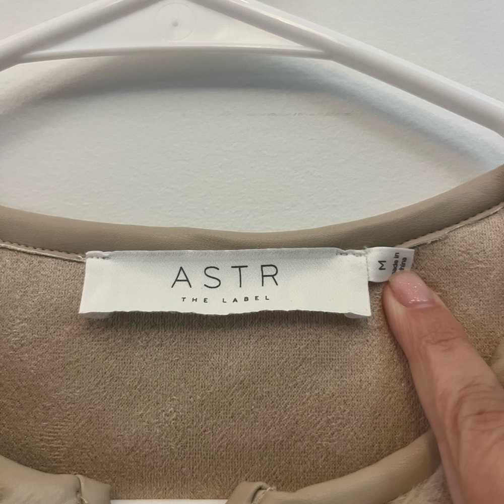 Astr Beige Fleece Jacket - Picture 3 of 4